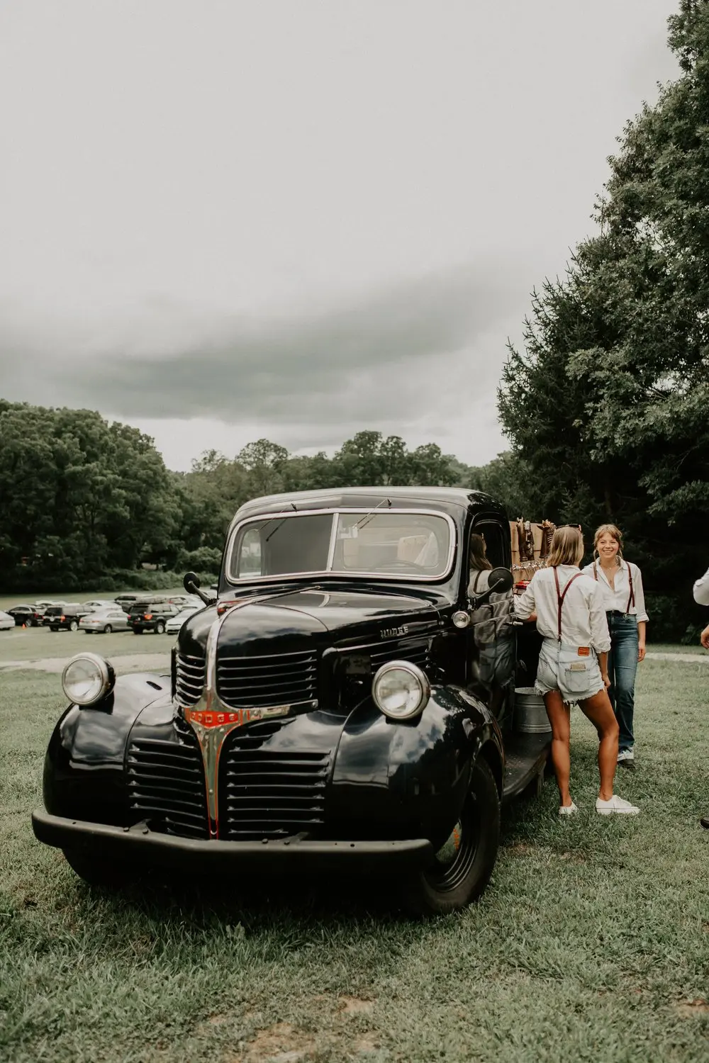 Vintage getaway car at Honeysuckle Hill